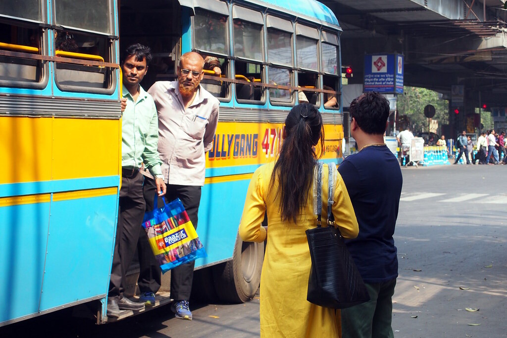 A New Bus Route is Here in Town: VS15 Amtala to Dakshineswar