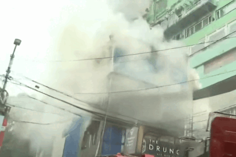 Massive Fire at Café in Park Centre, Kolkata Shocks Locals 36 Massive Fire at Cafe in Park Centre Kolkata Shocks Locals