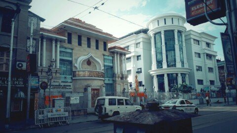 Residential street in South Kolkata lined with housing typical of PG accommodation areas