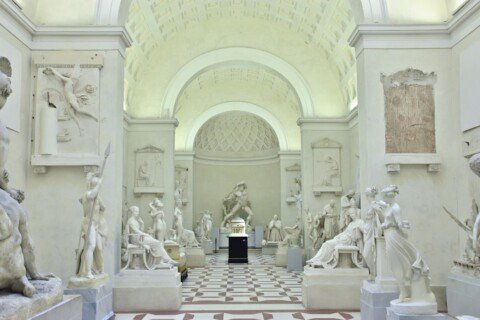 Indian Museum Kolkata: Timings, Tickets, Highlights and How to Visit 28 Museum gallery with ancient stone sculptures on display, representing the archaeology collections of the Indian Museum Kolkata