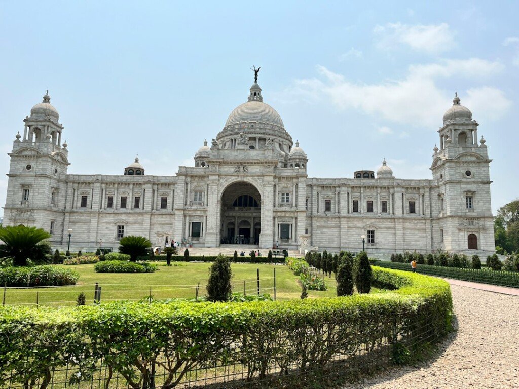 Victoria Memorial dome and gardens in Kolkata, a key stop on a one-day Kolkata itinerary